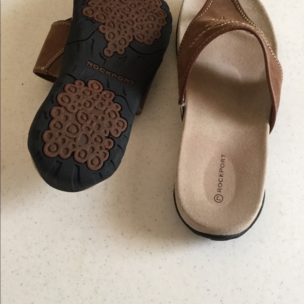 Lands End sandal